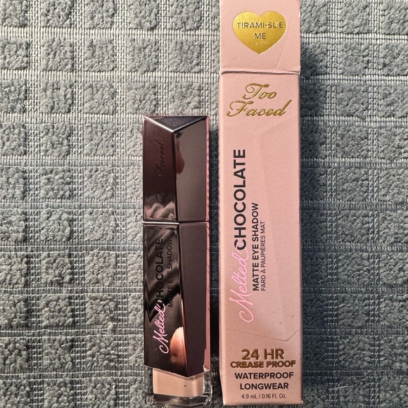 Too Faced Melted Chocolate Matte Eyeshadow - Deep Chocolate - Picture 1 of 2